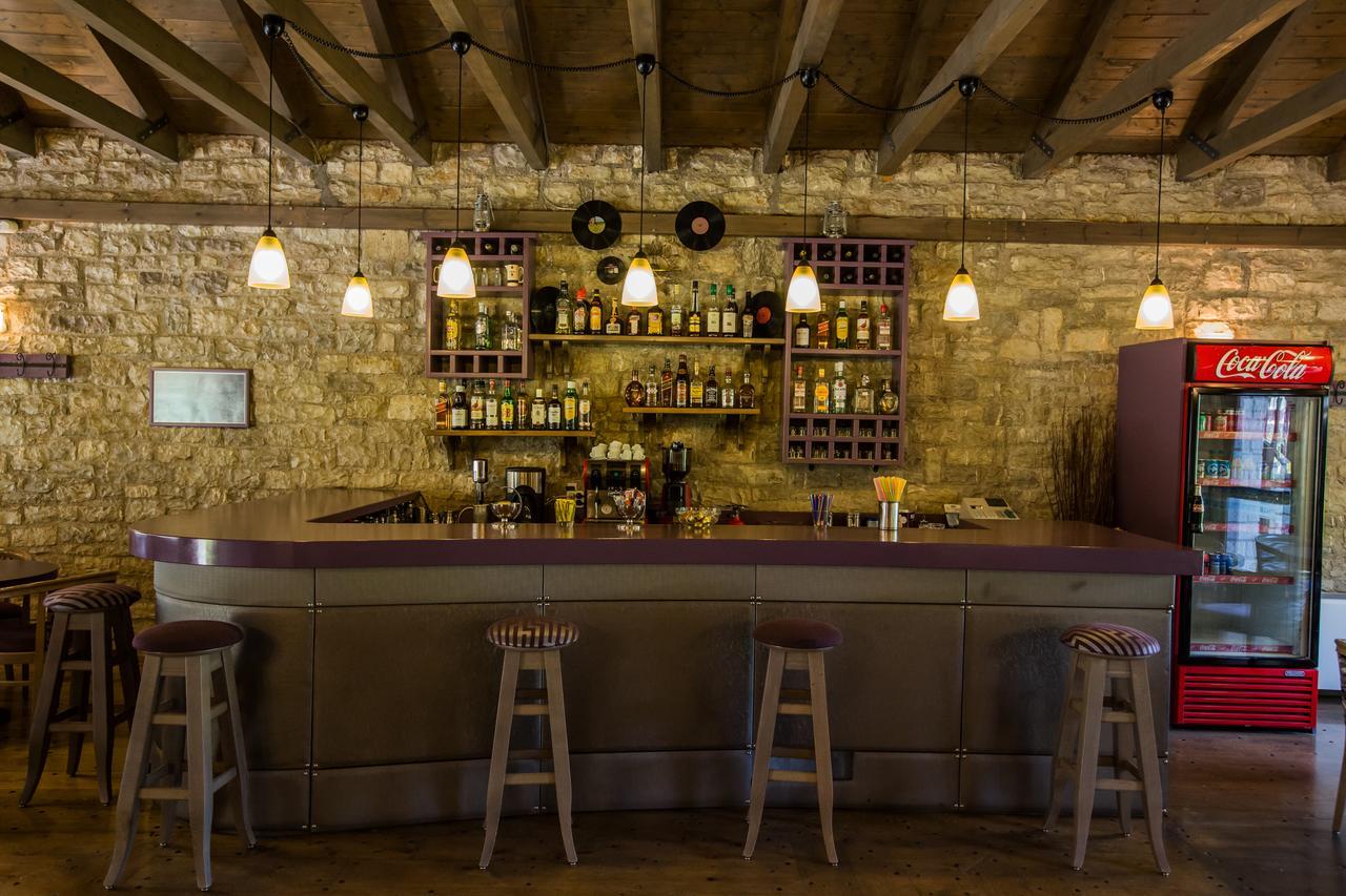 Village Inn Ano Chora Zewnętrze zdjęcie